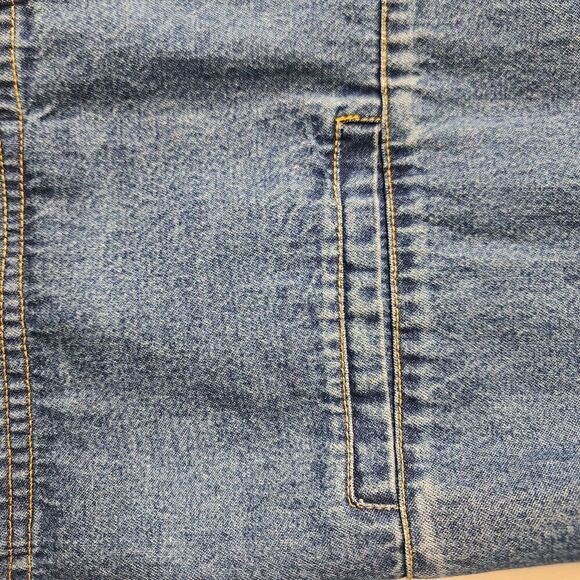 Don’t Mess With Texas Denim Jacket Women L Blue Western Boho Aztec Embroidered - Picture 14 of 15